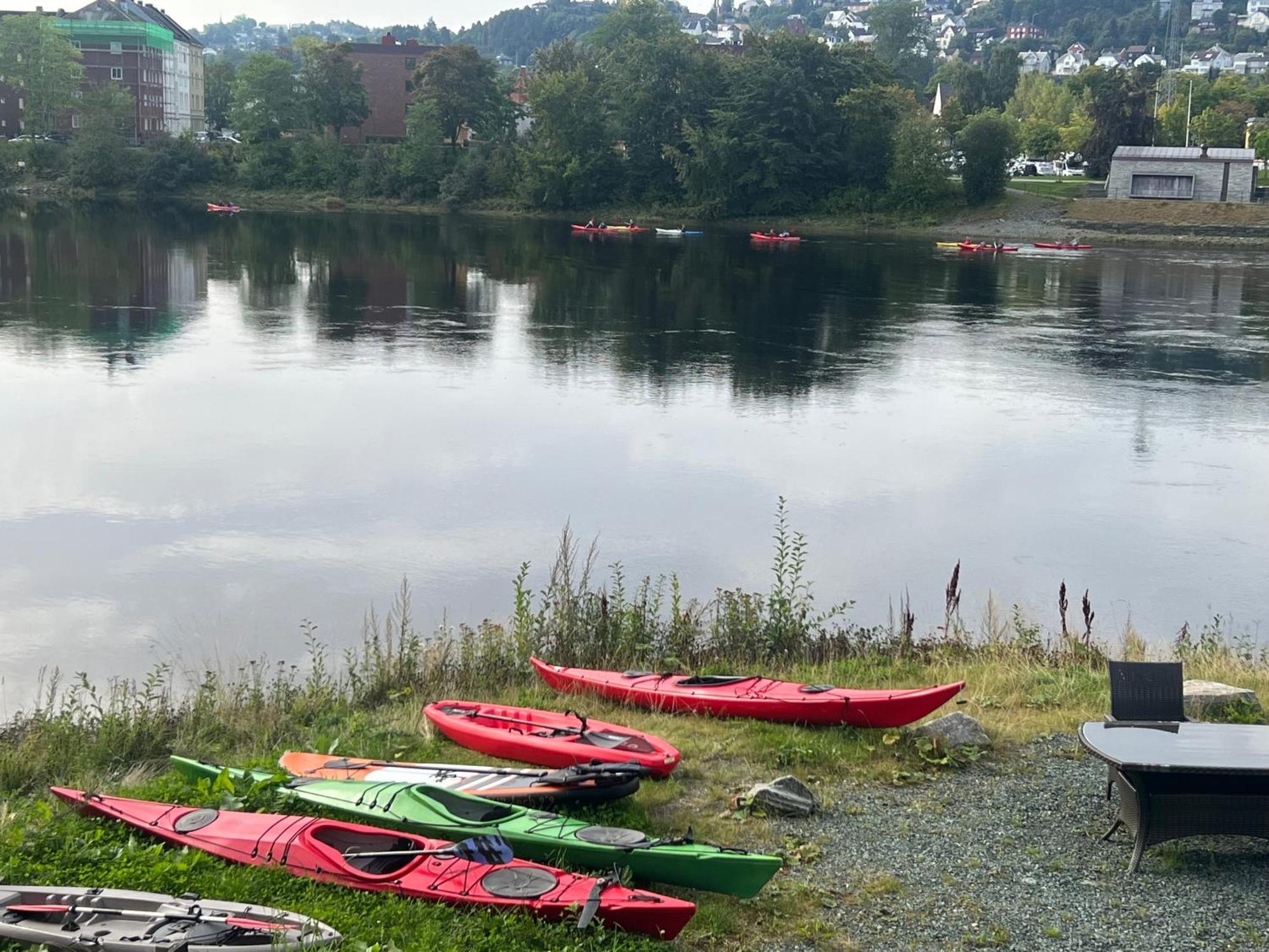 Unik Plass Ved Nidelva Trondheim Exterior foto